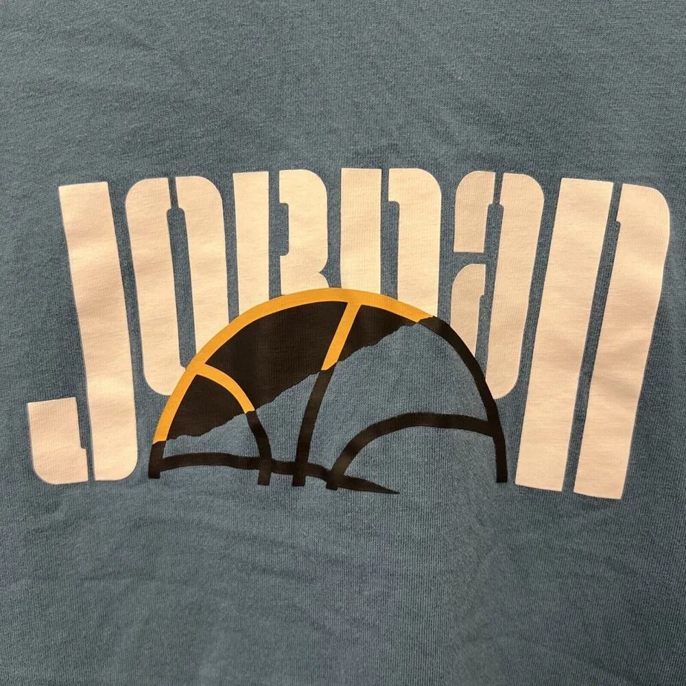 Nike Air Jordan Sport DNA Logo T-shirt Men’s M DC9771-415 Long Sleeve Green - Picture 2 of 7